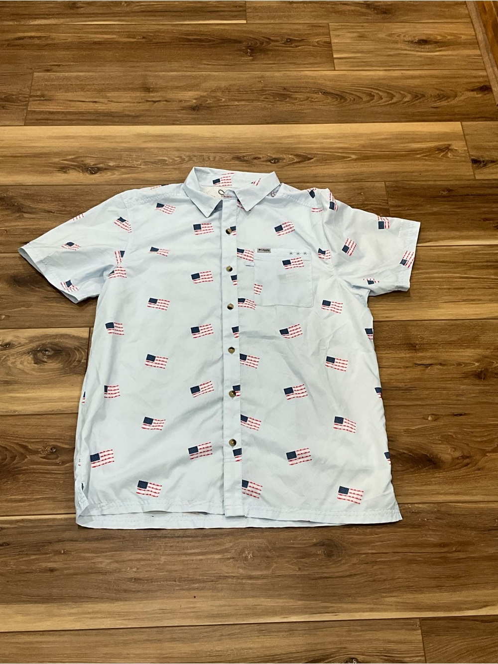 Columbia Light Blue Short Sleeve Button-Down Shirt with Flag Print